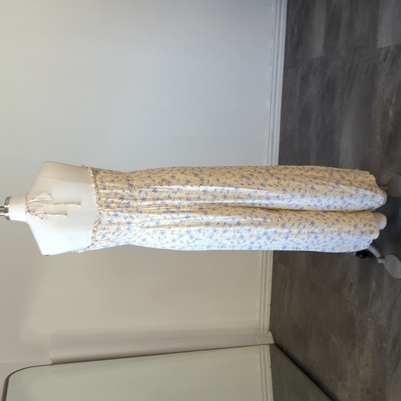 Gianni Bini Floral Halter Wide Leg Jumpsuit Yellow M bohemian summer cottagecore - Picture 3 of 10